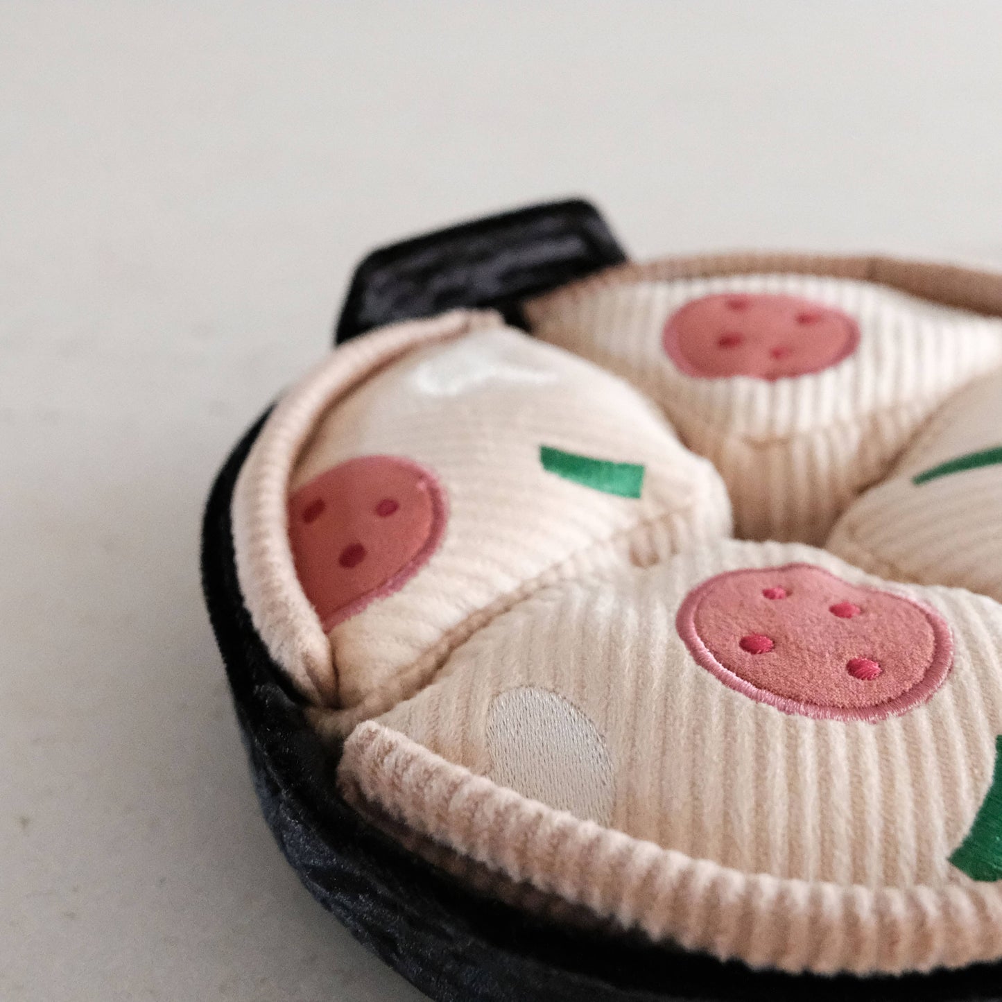 DEEP DISH PIZZA TOY