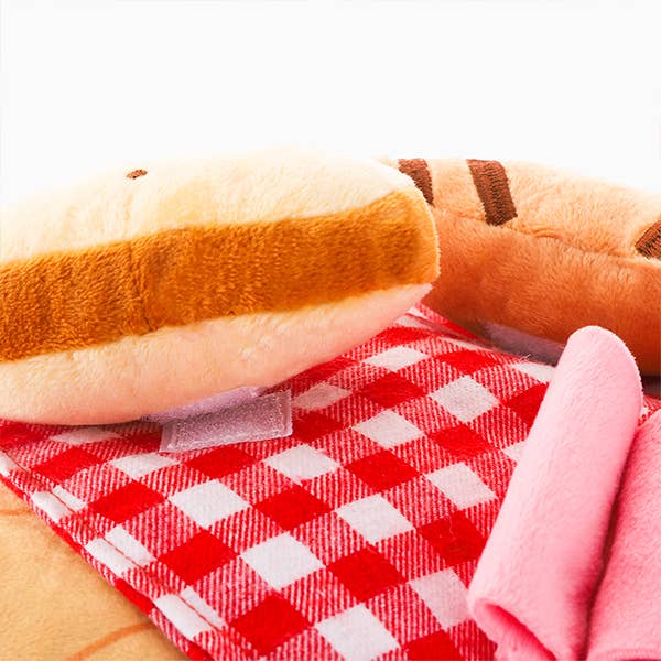 HugSmart Picnic Time | Charcuterie Board