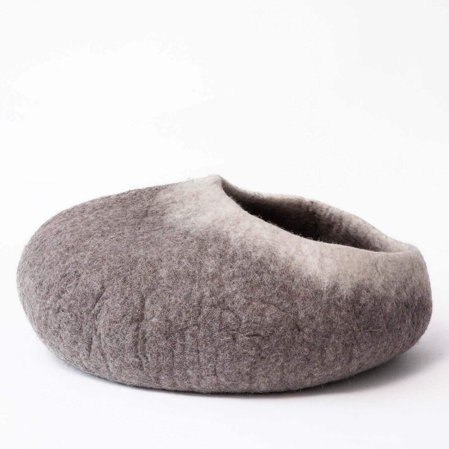 Ombre Wool Pet Cave