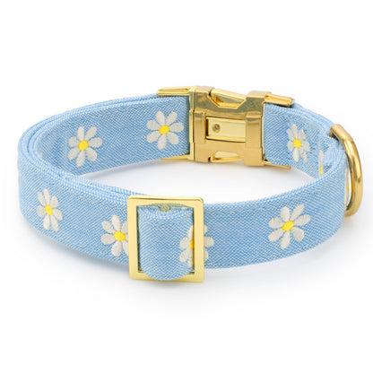 Daisy Embroidered Collar